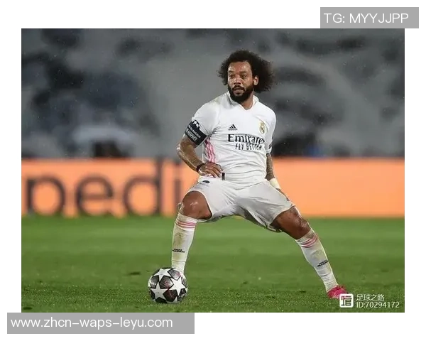 探索opr实况足球的魅力与技巧提升之路，助你成为足球游戏高手